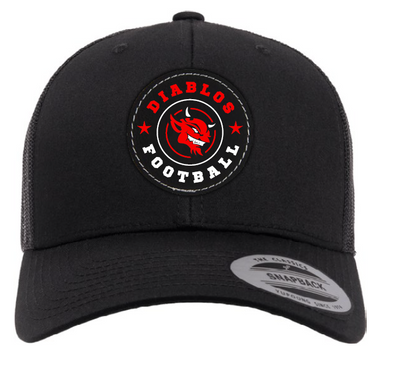 Casquette avec écuson brodé!